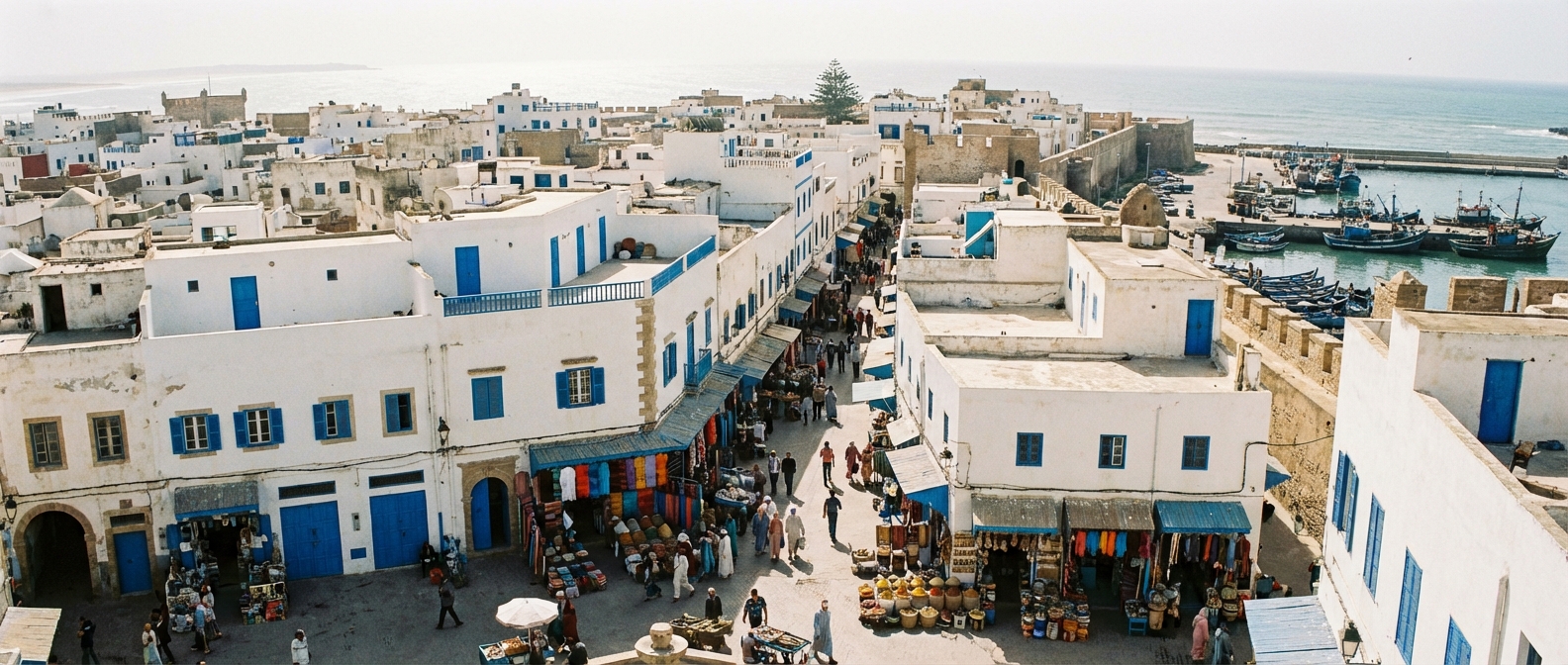 essaouira-medina-panoramic-view-souks-vendors